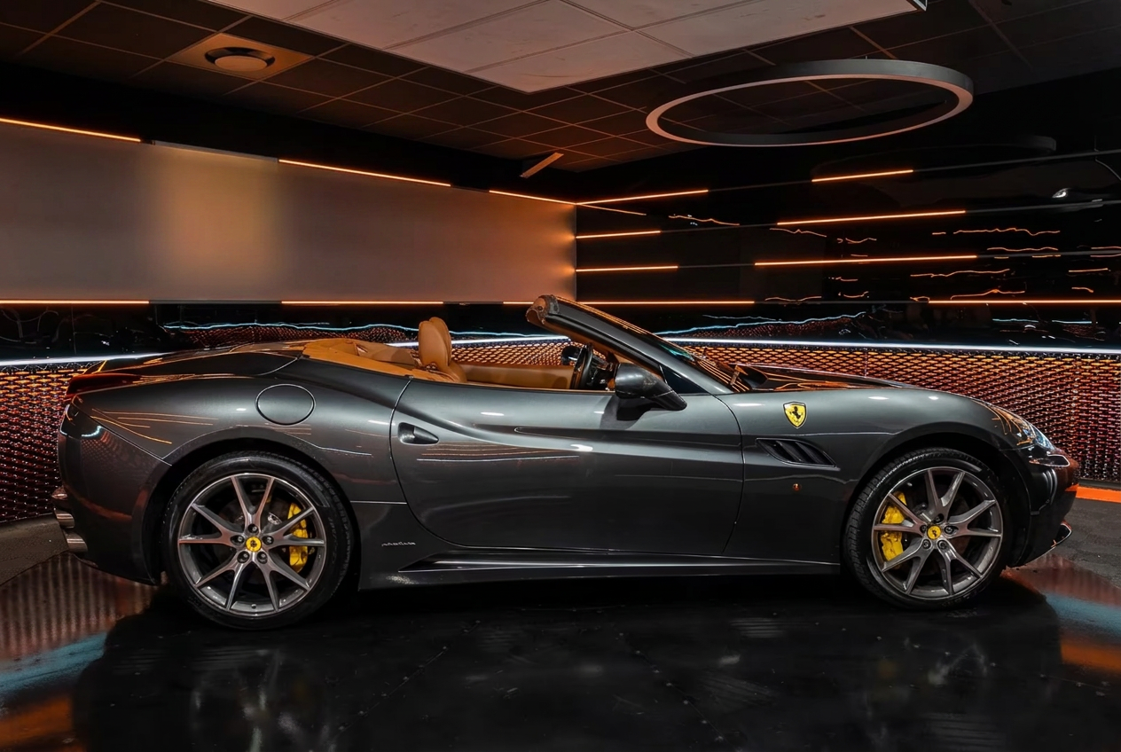Ferrari California opposite side profile