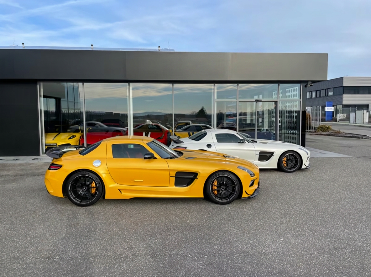 Mercedes-Benz SLS AMG Black Series side profile