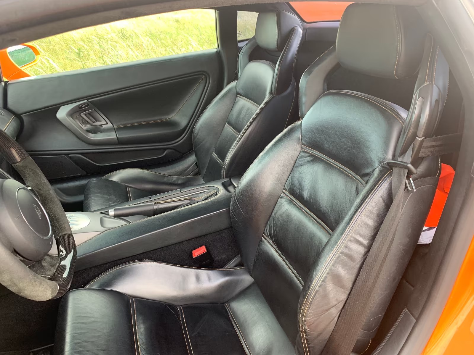 Lamborghini Gallardo interior with black full leather seats