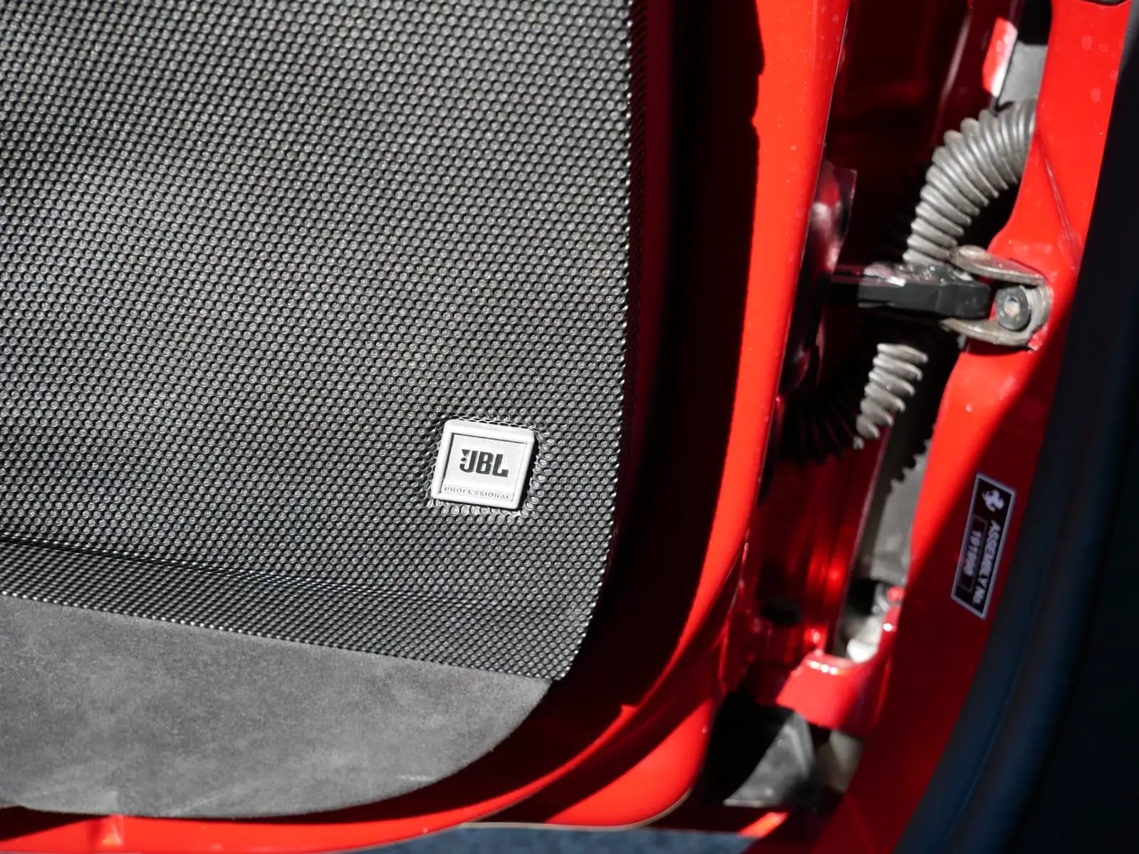 Ferrari SF90 Stradale 2022 — JBL premium Hi-Fi speaker detail