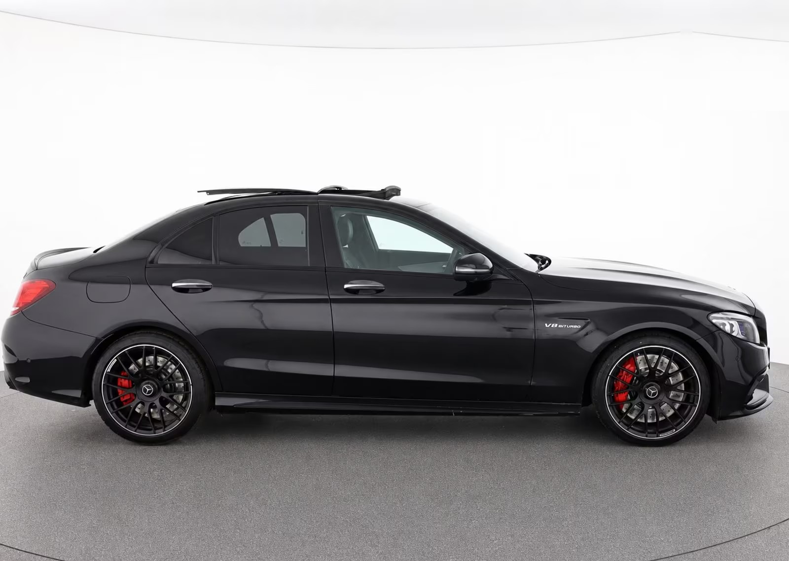 Mercedes-AMG C 63 S Saloon right side profile