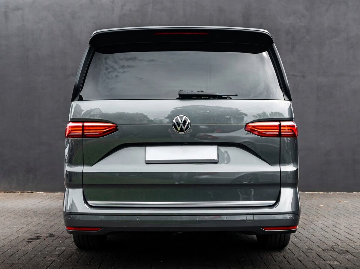 Rear view of the Volkswagen T7 Multivan with LED tail lights.