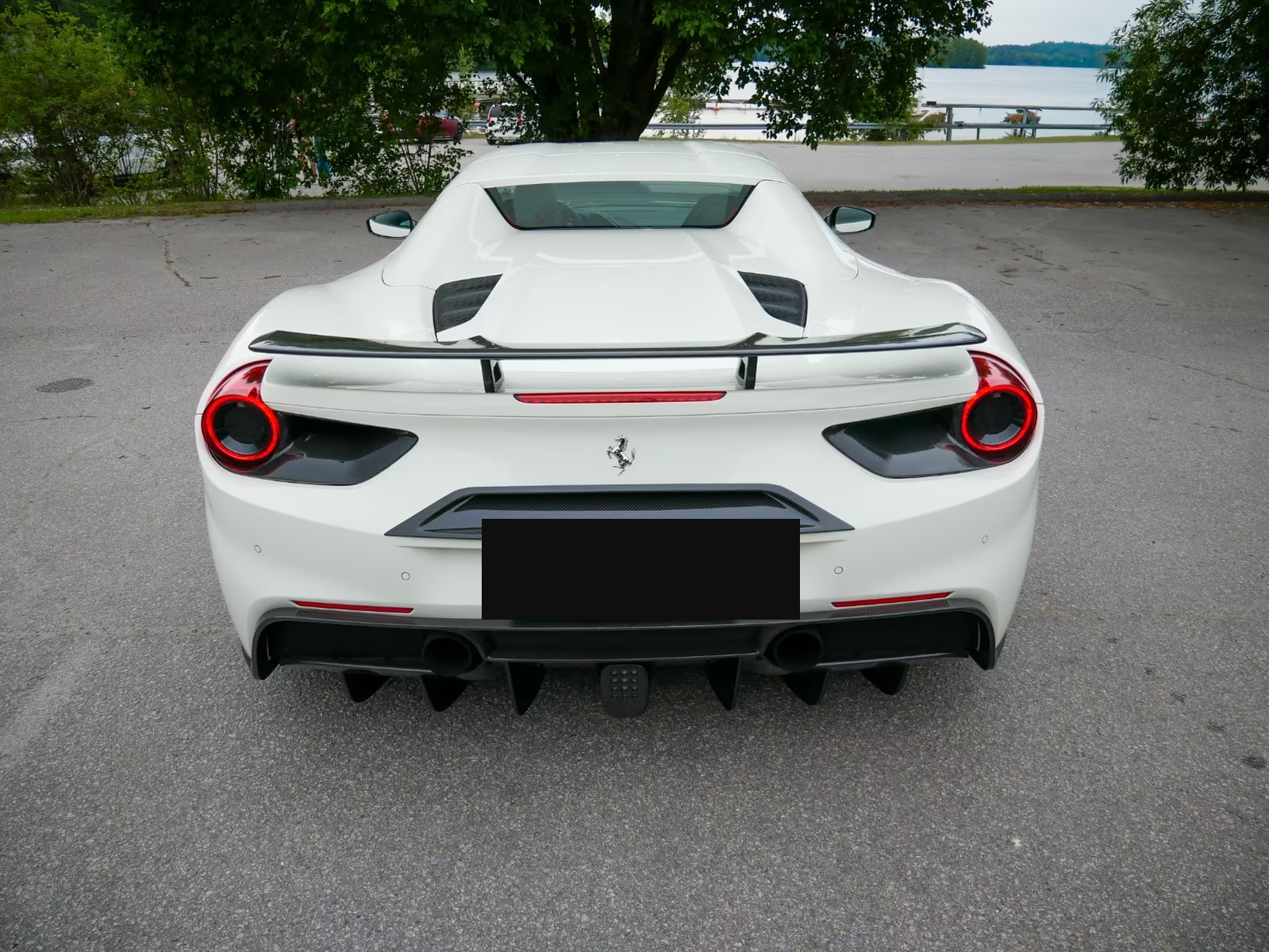 Ferrari 488 Spider Novitec 2017 — rear view with Novitec wing and diffuser