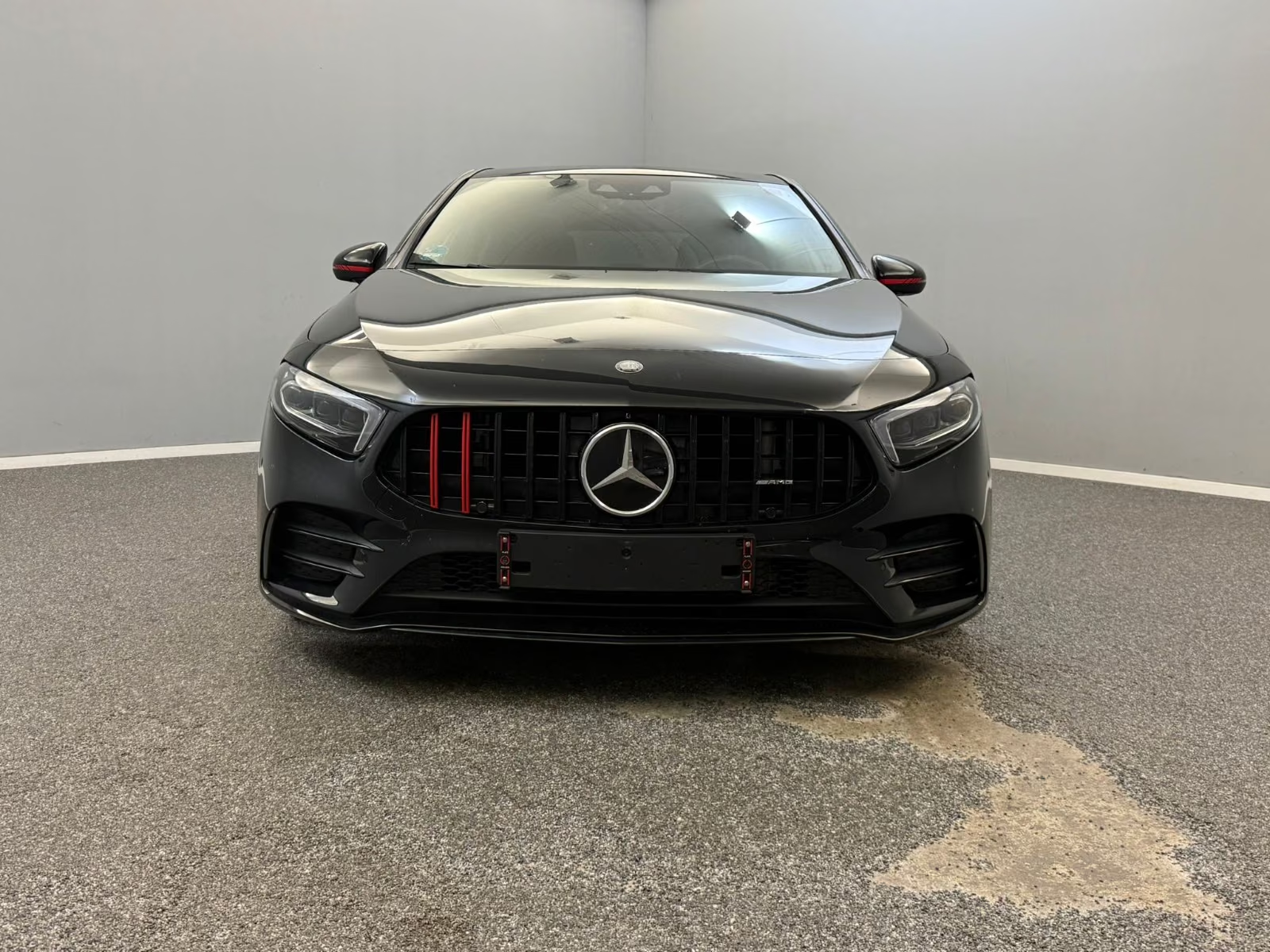 Mercedes-AMG A 35 4MATIC 2021 — front view with Panamericana grille and red accents