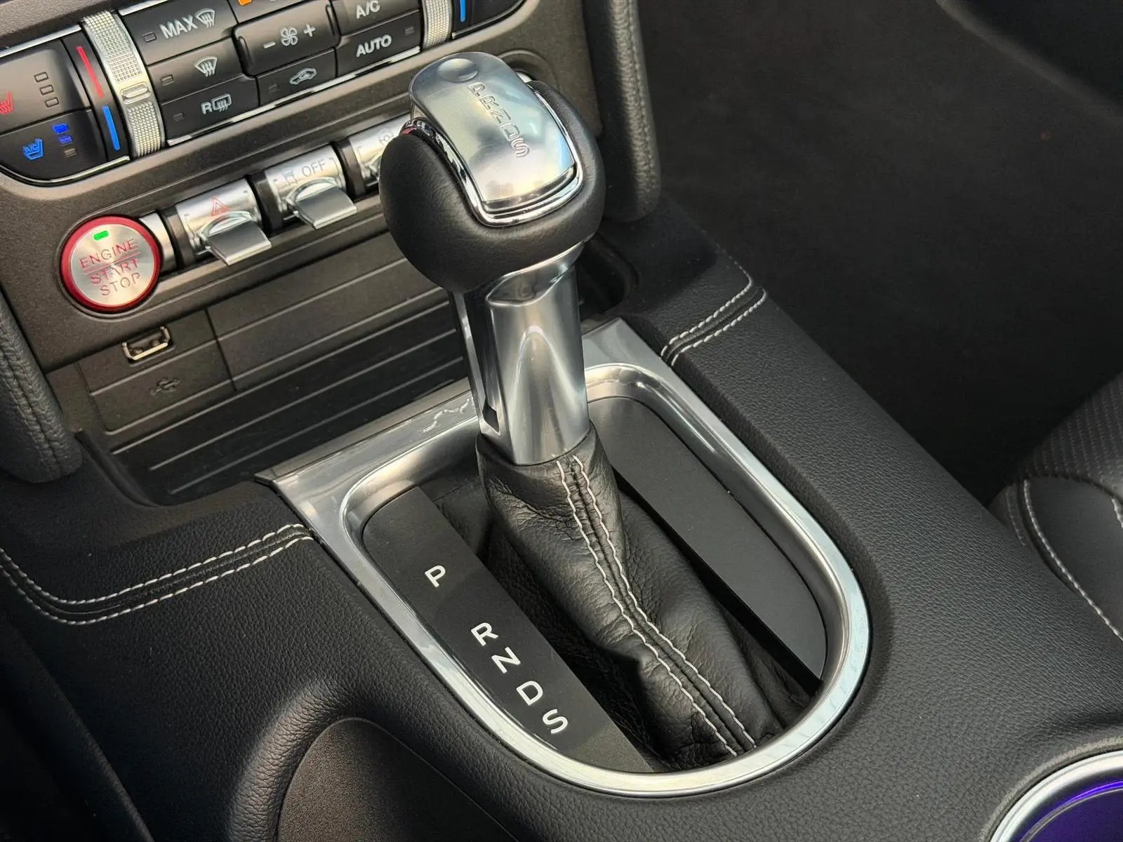 Close-up of the Ford Mustang GT 10-speed automatic gear selector and centre console.