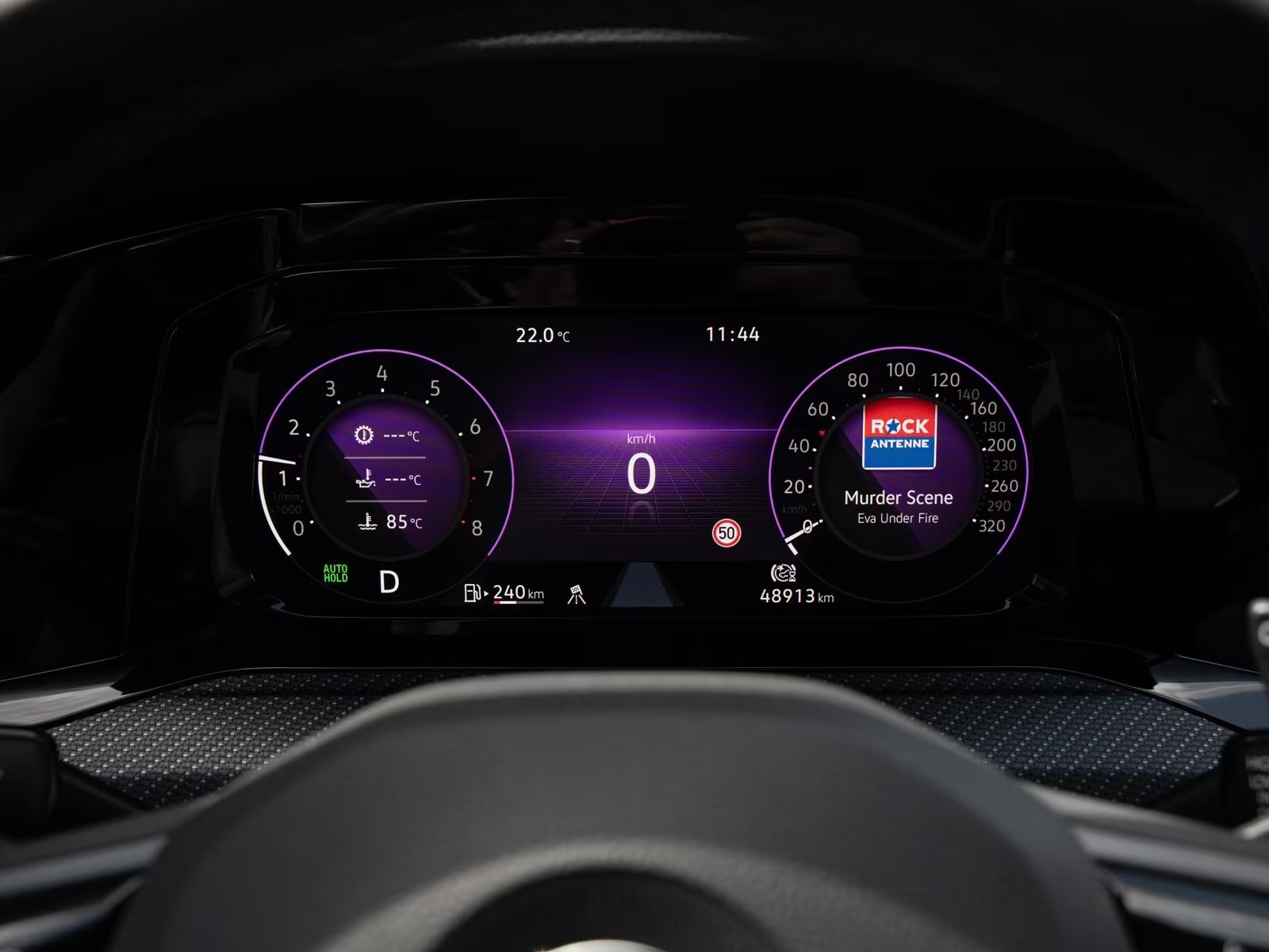 Golf R Digital Cockpit showing the performance instrument layout and 48,913 km.