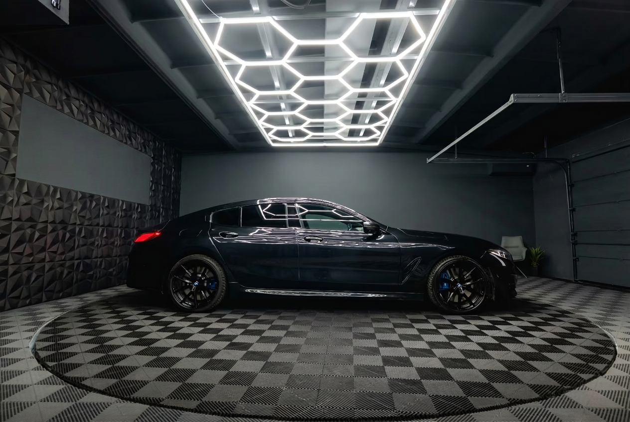 BMW M850i xDrive Gran Coupé — full side profile