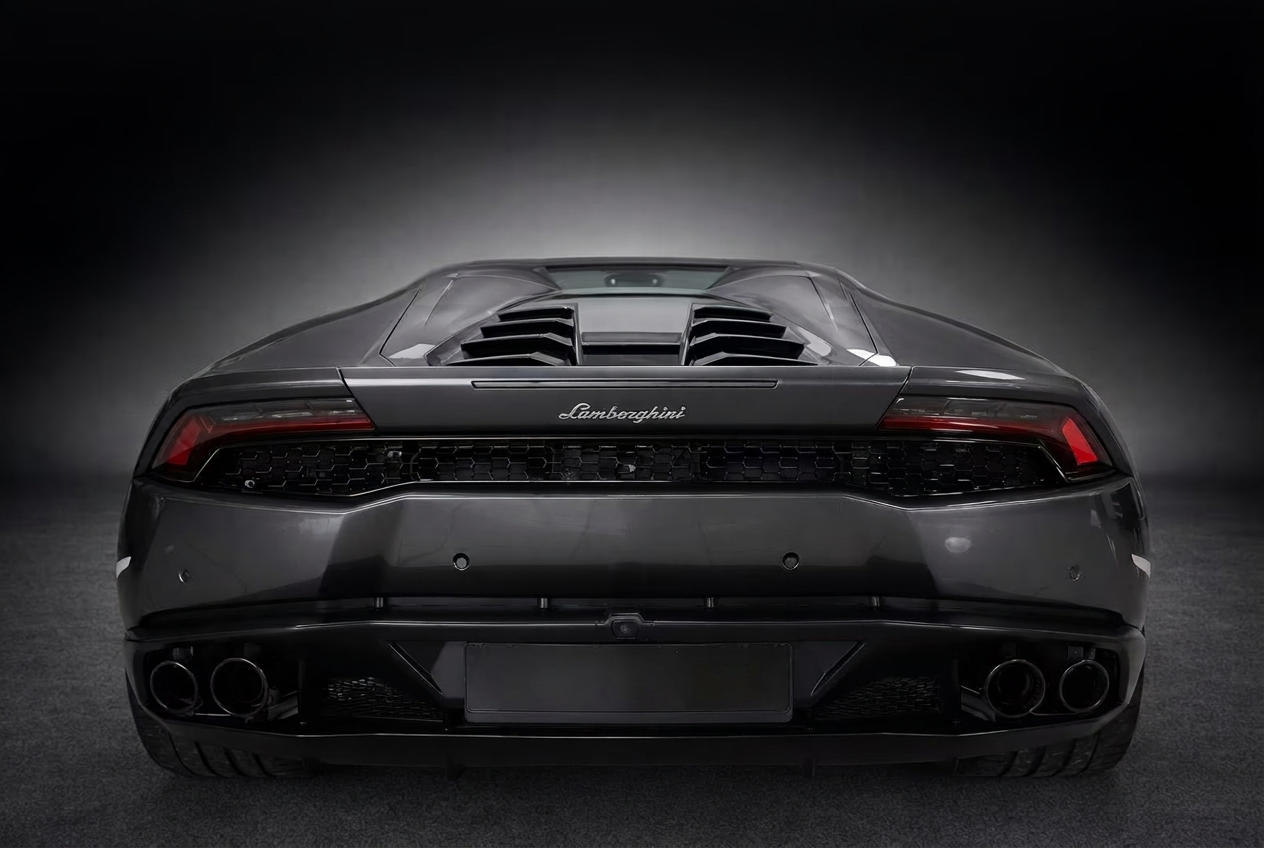 Lamborghini Huracán LP 610-4 Spyder 2016 — rear view with sport exhaust