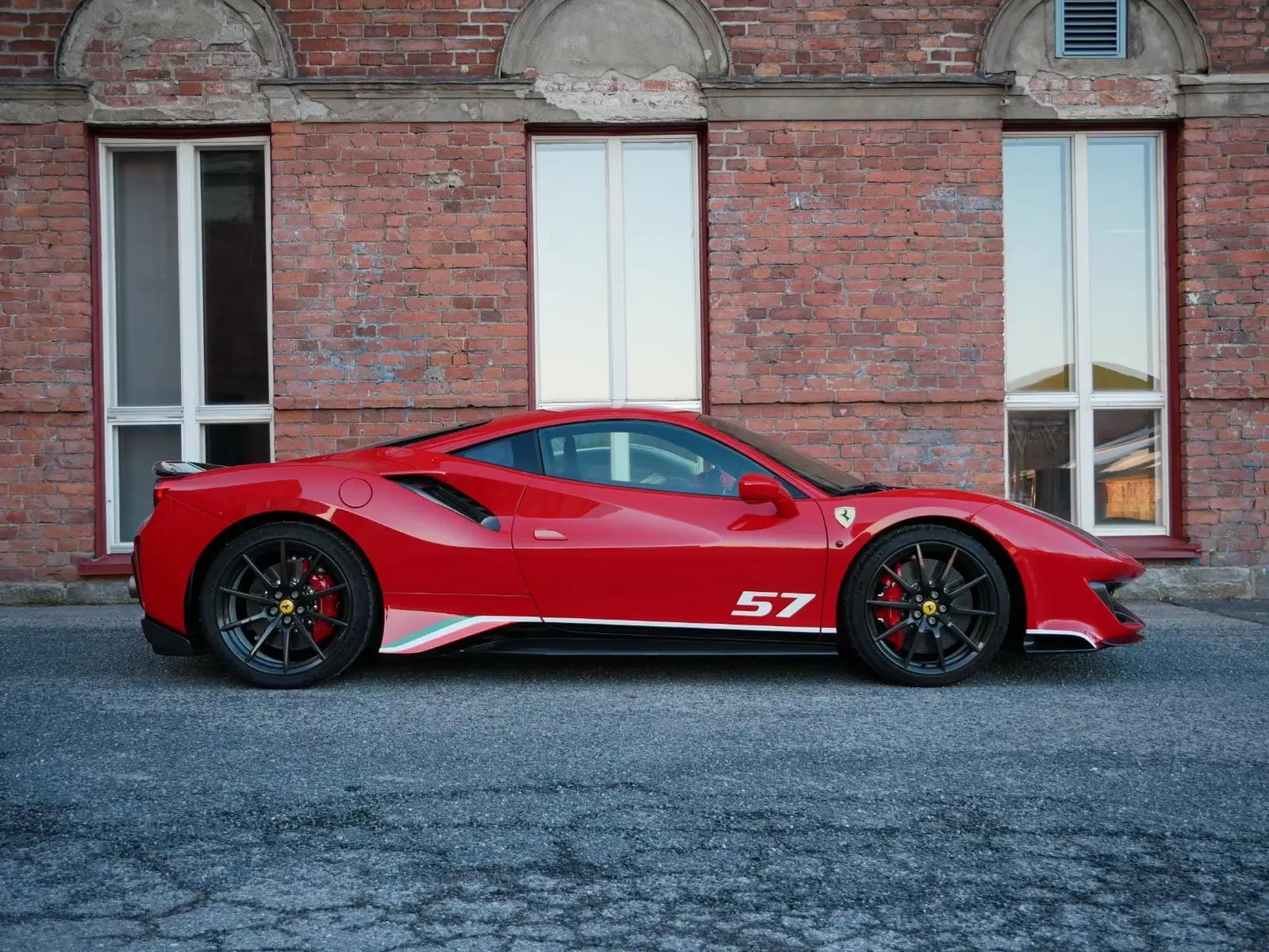 Ferrari 488 Pista Piloti #57 2019 — side profile with number 57
