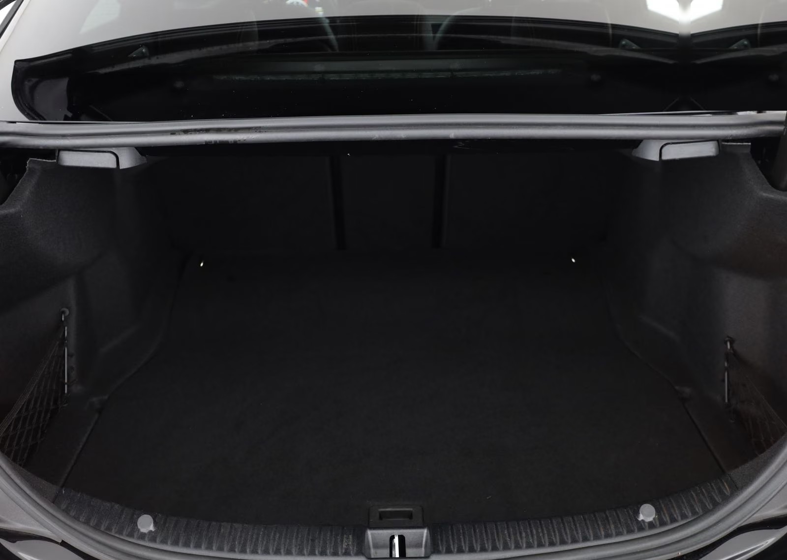 Mercedes-AMG C 63 S Saloon boot space